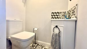 Photo 8- click for photo gallery